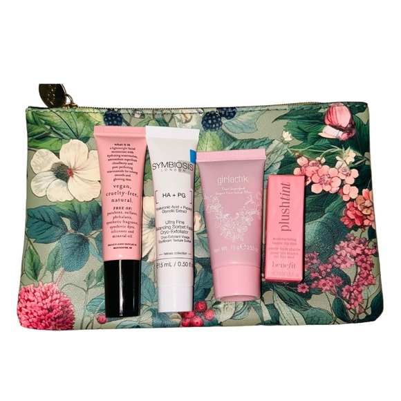 MAKEUP BUNDLE WITH BAG- NEW SKINCARE & MAKEUP PRODUCTS!  🧖🏽‍♀️ 💄 - Picture 1 of 10